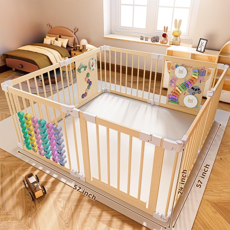 Close-up of the locking gate on the YZNVCG playpen